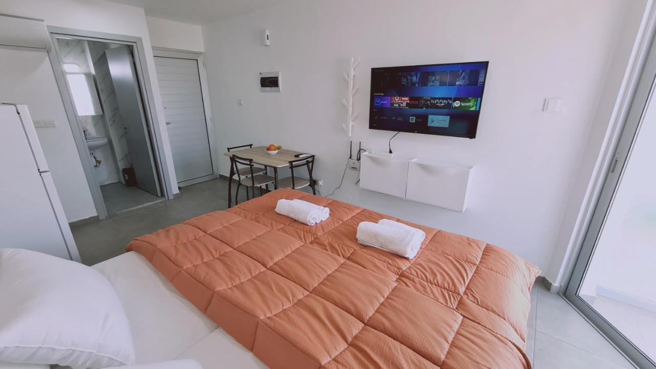 Stay Napa Living Studios Ayia Napa Eksteriør billede