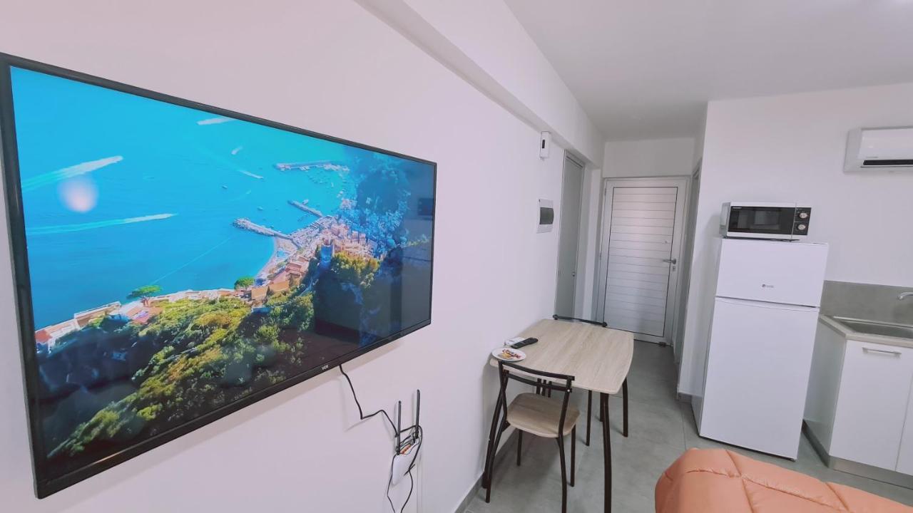 Stay Napa Living Studios Ayia Napa Eksteriør billede
